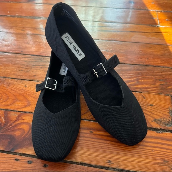 Steve Madden Shoes - Steve Madden Black Richmond Black Womens Mary Jane’s with Buckle Size 10 NWOB